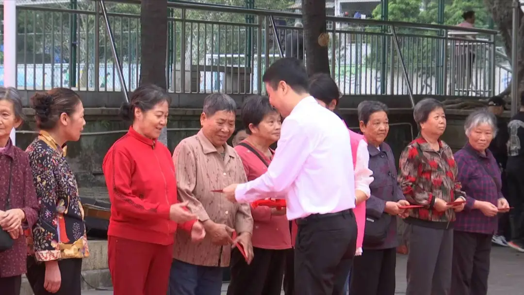 3dbb581f-d19b-4b0e-81fe-fad970394660