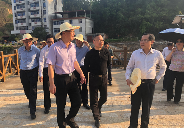 莘口镇常住人口_常住人口登记表(3)